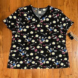 🆕️ Disney Tooniforms Minnie Mouse and Daisy Duck, Scrubs Top, XXXL